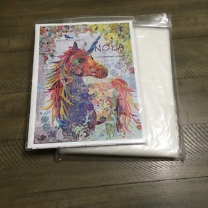 Fiberworks UNICORNIO NOLA CABALLO Laura Heine Collage Edredón Patrón 35x47 - Imagen 1 de 6