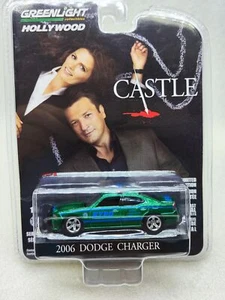 Greenlight 1/64 Hollywood Castle 2006 Dodge Charger NYPD Green Wheel Collection - Picture 1 of 2