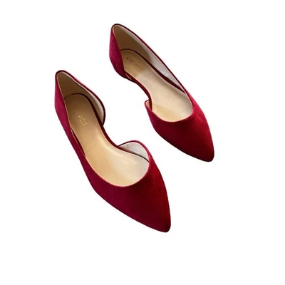 Sapatos baixos femininos Nine West tamanho 7.5 médio vermelho camurça sintética D’orsay - Imagem 1 de 4