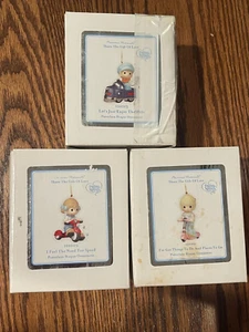 Precious Moments - Lot of 3 -Traveler Family Porcelain Bisque Ornaments w/ Boxes - Picture 1 of 19