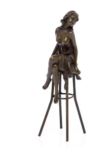 Life sculpture - woman on stool - antique style statue - bronze - Picture 1 of 5