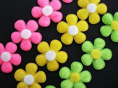 60 apliques/aparados de feltro peludo brilhante rosa/verde neon/amarelo flor H525 - Imagem 1 de 4