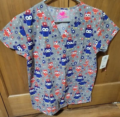 NWT - I LOVE SCRUBS BRAND SCRUB TOP W/A CUTE PATRIOTIC OWL PRINT - SIZE: X-SMALL - Image 1 of 4