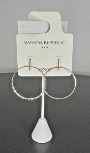 Banana Republic XOXO Gold Front Hoop Earrings NWT #478899001 - Picture 1 of 7