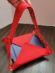 Vintage Handmade Quilted Red Strawberry Casserole Carrier with Snaps & Handle - Picture 1 of 9
