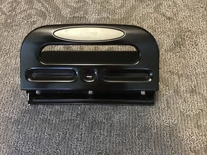 Heavy Duty 3 Hole Punch - Picture 1 of 4