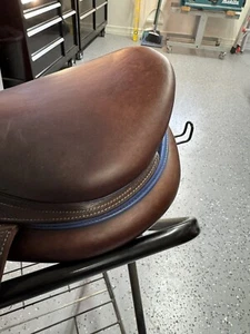 Devoucoux Chiberta Lab Jump Saddle - Picture 1 of 6