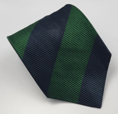 Corbata corta Fendi seda verde azul rayas hombre Italia 55 x 3,5/8 Foto 1 de 4