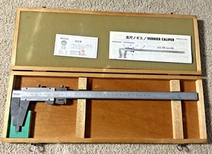 Mitutoyo 0-300mm Vernier Caliper Stainless Steel Nib Jaw 160-127 Metric ID / OD - Picture 1 of 13