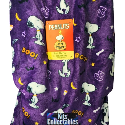 Peanuts Berkshire Halloween Scared Snoopy Throw Blanket Purple Bats Skulls BOO - Image 1 of 4