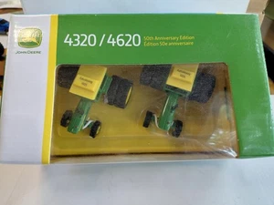 MUY DIFÍCIL DE ENCONTRAR Ertl 45786 1/64 John Deere 4320 / 4620 50 Aniversario - Imagen 1 de 2