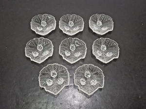 Set of 8 Fostoria Glass Grape Leaf 3 Toed Open Salt Cellar Dishes - Picture 1 of 6