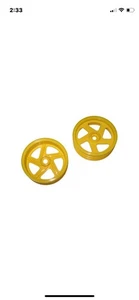 Vintage RC Parma Front Wheels Fit Tamiya Fox Wild One Yellow Plastic (2) 12106 - Picture 1 of 2