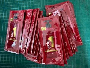 Revlon Uniq One Original All in One Hair Shampoo 24 x 20ml Travel Size Sachets - Picture 1 of 3