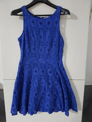 BB Dakota Dress Womens 12 Blue Sleevless Flare Lace Geometric Lined Stretch New - Image 1 of 4