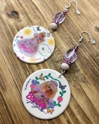 Pendientes Pog Barbie Años 90 Vintage (Blanco) Foto 1 de 4