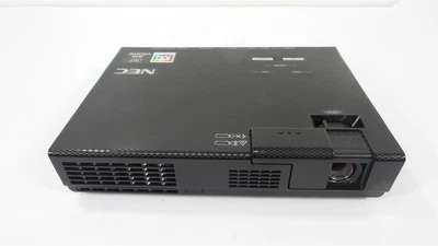 NEC L102W (NP-L102W) DLP LED Projector - Lamp timer : 200 Hours - Image 1 of 4