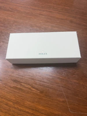 Juego de 2 bolígrafos Rolex/Carand’Ache 2025 en caja de cuero. Juego de regalo autorizado al por menor Foto 1 de 4