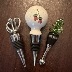 Hoiliday Wine Stoppers Set Of 3, Christmas Tree, Snowball, Crown - Picture 1 of 7