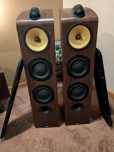 Bowers & Wilkins B&W 703 Floor Standing Speaker pair Sequential number, rare. - Picture 1 of 1