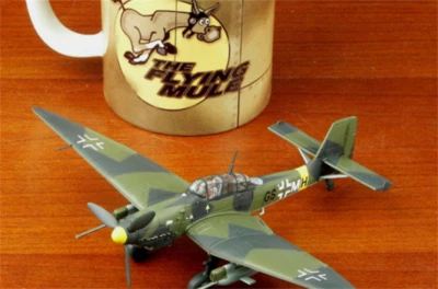 Dragon Warbirds Junkers Ju 87G Stuka Luftwaffe 10.(Pz)/SG 1 Ucrania Modelo 1/72 Foto 1 de 4