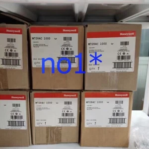 M7284C-1000 M7284C-1000 Honeywell motor New By Expedited DHL/FedEx - Picture 1 of 1