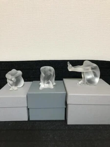 LALIQUE statuina trasparente posa nudi yoga set di 3 come nuova con scatola - Foto 1 di 5