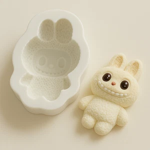 Labubu SugarCraft Süßigkeiten Fondant Harz Silikon Form 3,35" × 2" × 1,25" - Bild 1 von 3