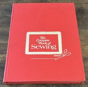 70s The Complete Book of Sewing 900 diagrams Illustrated CLASSIC Fashion & Home - Imagen 1 de 6
