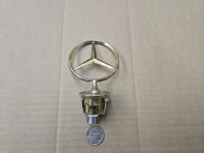 Mercedes-Benz OEM 1992 400 SE 3" Front Hood Ornament Emblem Badge Logo Nameplate - Image 1 of 4
