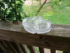 Double Heart Lead Crystal Glass Trinket Jewelry Box Vanity Vintage - Picture 1 of 9
