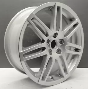Audi A3 8P Le Hombre Plata 18" Aleación Llanta 8P0601025BA DS OEM Original X1 - Imagen 1 de 16