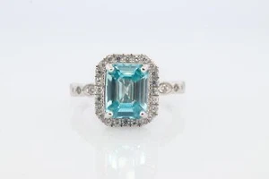 10k blauer Zirkon und Diamant-Halo-Ring. 10k Zirkon CZ Halo Ring. - Bild 1 von 6