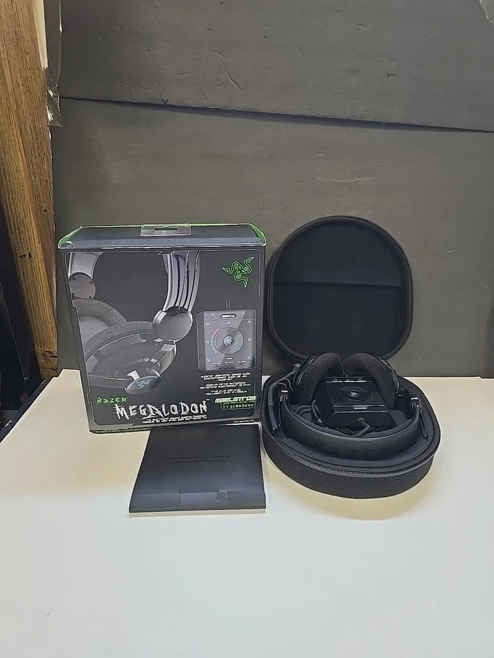 Razer Megalodon Cuffie Gaming PC 7.1 Surround Sound TESTATE - Immagine 1 di 4