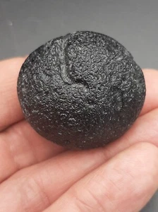 Hermoso vidrio de impacto de meteorito Tectite Philipinite Rizalite 41,40 g / 3,4 cm - Imagen 1 de 12