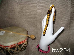 Pulsera de Semillas de Açaí y Morototó Hecha a Mano con Círculo de Semillas de Ingaraná en el Medio - Imagen 1 de 1