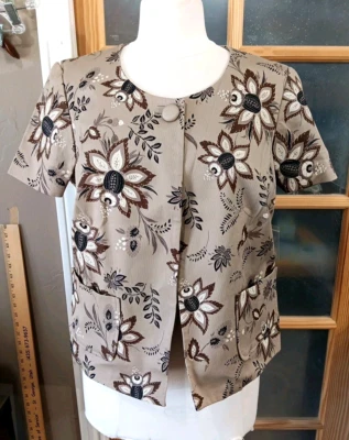 East 5th Jacket Open Floral Tapestry Short Sleeve Button Pockets Women Sz L NWT - Image 1 of 4