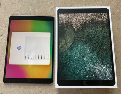 APPLE IPAD PRO 1st Gen 256GB, Wi-Fi 11 Inch Space Grey Excellent condition BOXED - Image 1 of 4