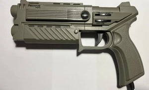 LOGiC 3 Predator DUAL FORMAT AUTOMATIC GUN FOR SONY PSX PS1 & SEGA SATURN JT 400 - Picture 1 of 1