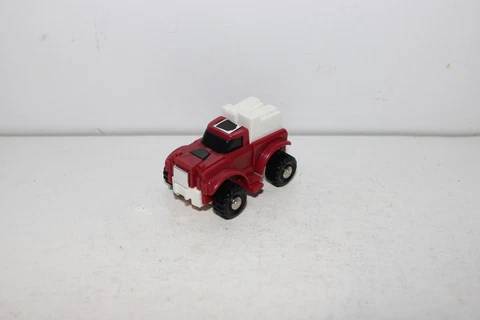 transformers g1 wal mart reissue swerve mint Cover