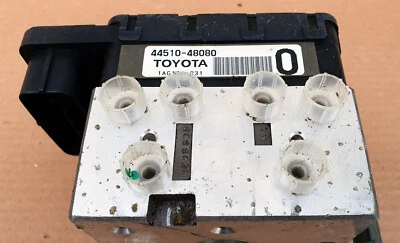 Actuador ABS 44510-48080 OEM Toyota Highlander, Lexus Rx350 RX450H 2009-2018 Foto 1 de 4