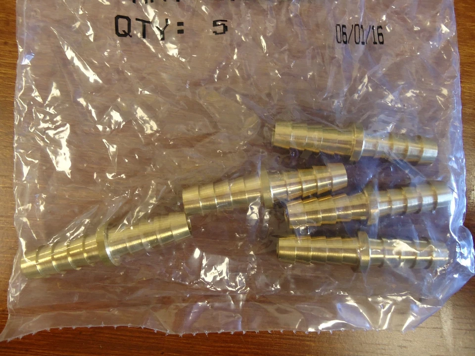 3/8" Brass Barbed Hose Mender Fitting For 3/8" I.D. Hose - Image 1 of 1