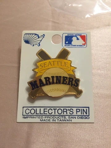 Seattle Mariners Baseball Pin Badge ~ MLB ~ Cross Bats Cover