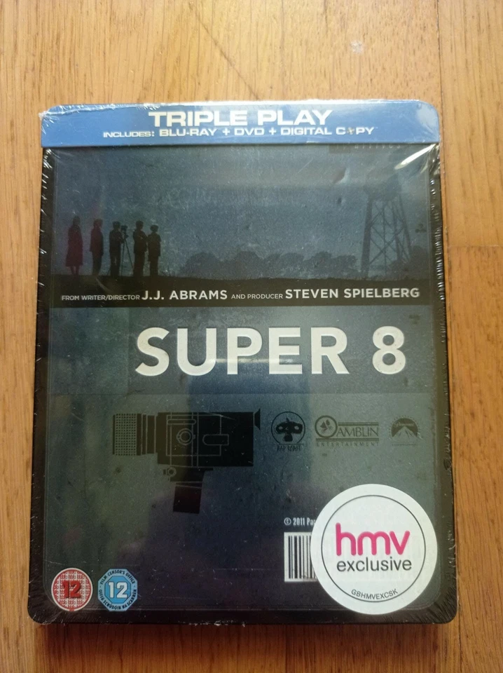 Super 8 - JJ Abrams Triple Play HMV Steelbook Region Blu Ray DVD