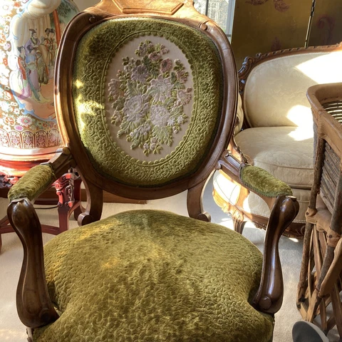 Antique Victorian Custom Hand Carved Walnut Roses Tapestry Parlor Chair Cover