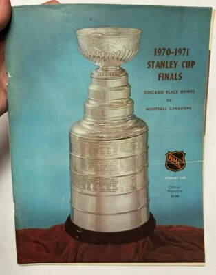 OFFICIAL 1971 STANLEY CUP FINALS PROGRAM: CANADIENS-BLACK HAWKS *HULL, BELIVEAU* - Image 1 of 3