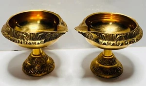 KAMAL Brass Kuber Diya Deep Stand Traditional Oil Lamp Hindu Rituals Set of 2 - Picture 1 of 8