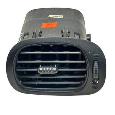 Dodge Caravan 2007 OEM lado derecho pasajero calefacción aire acondicionado tablero ventilación 01 02 03 04 05 Foto 1 de 4