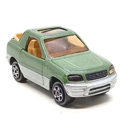 Interior Majorette Toyota Rav 4 verde/marrón 1:50 (3") sin equipamiento Foto 1 de 4