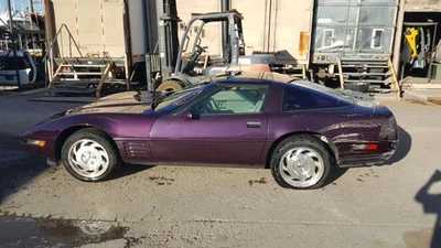 Driver Left Front Door Fits 84-96 CORVETTE 374870 Foto 1 de 4